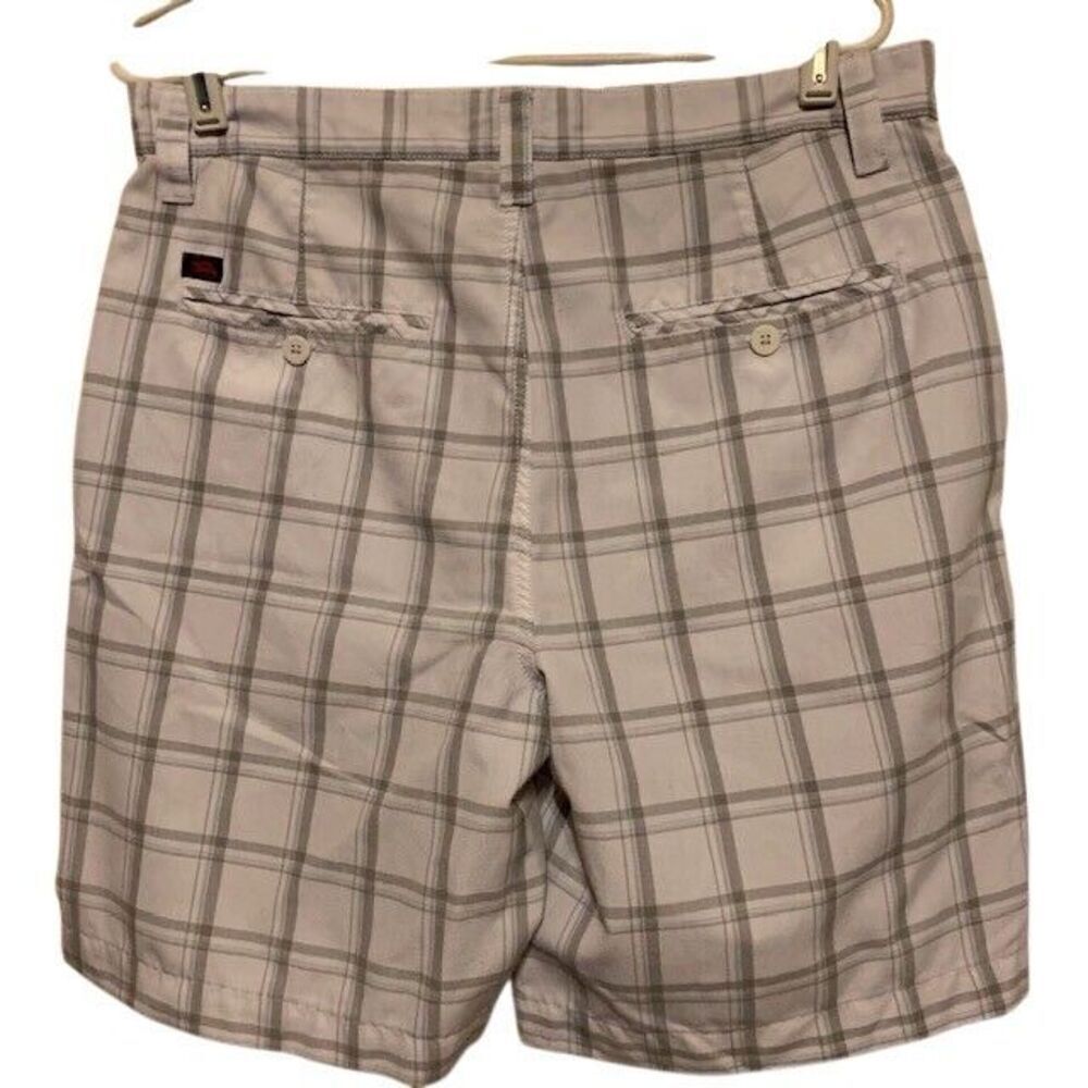 HAWK SIZE 32 WHITE CHECKED SHORTS